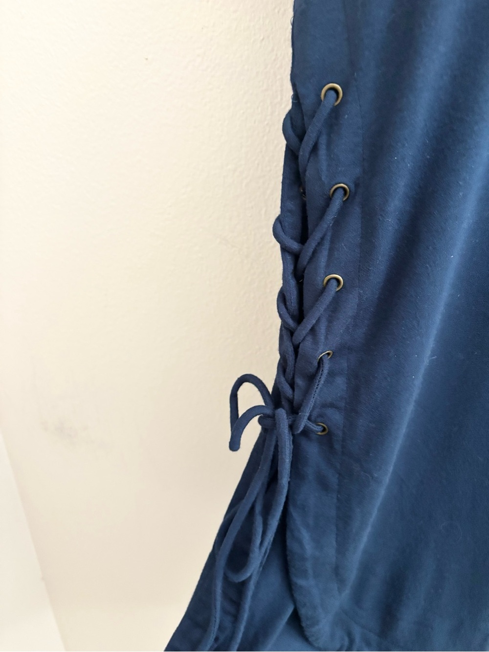 5/$15 🩷 Wishlist Navy Short-Sleeve Tunic with Side Lace-Up - Picture 4 of 6